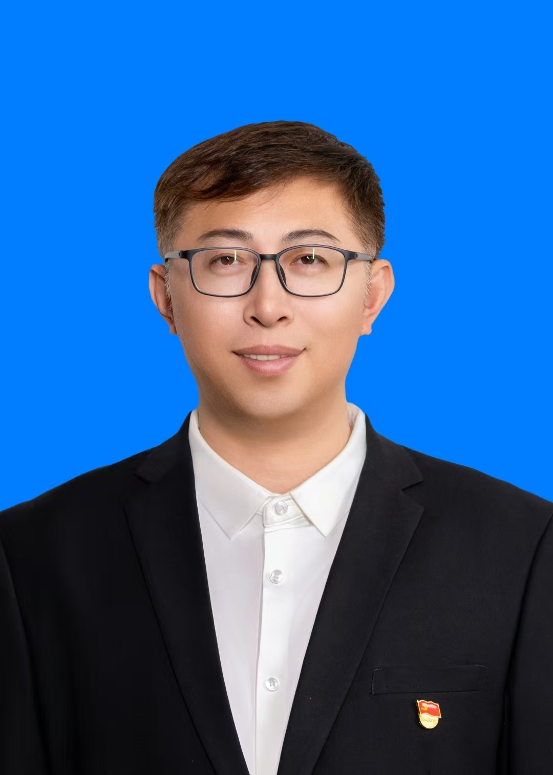衣方丹 经济学院党总支书记兼副院长